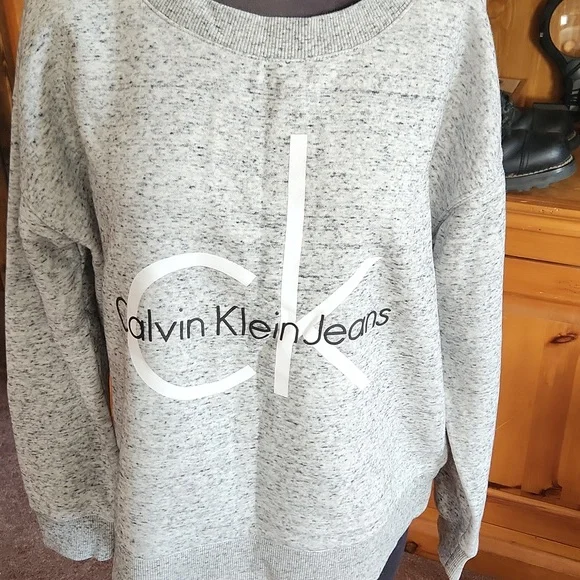 Calvin Klein Women's Gray Sweatshirt - Picture 2 of 5